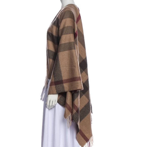 Burberry merino wool poncho cape one size fits all - Picture 10 of 14